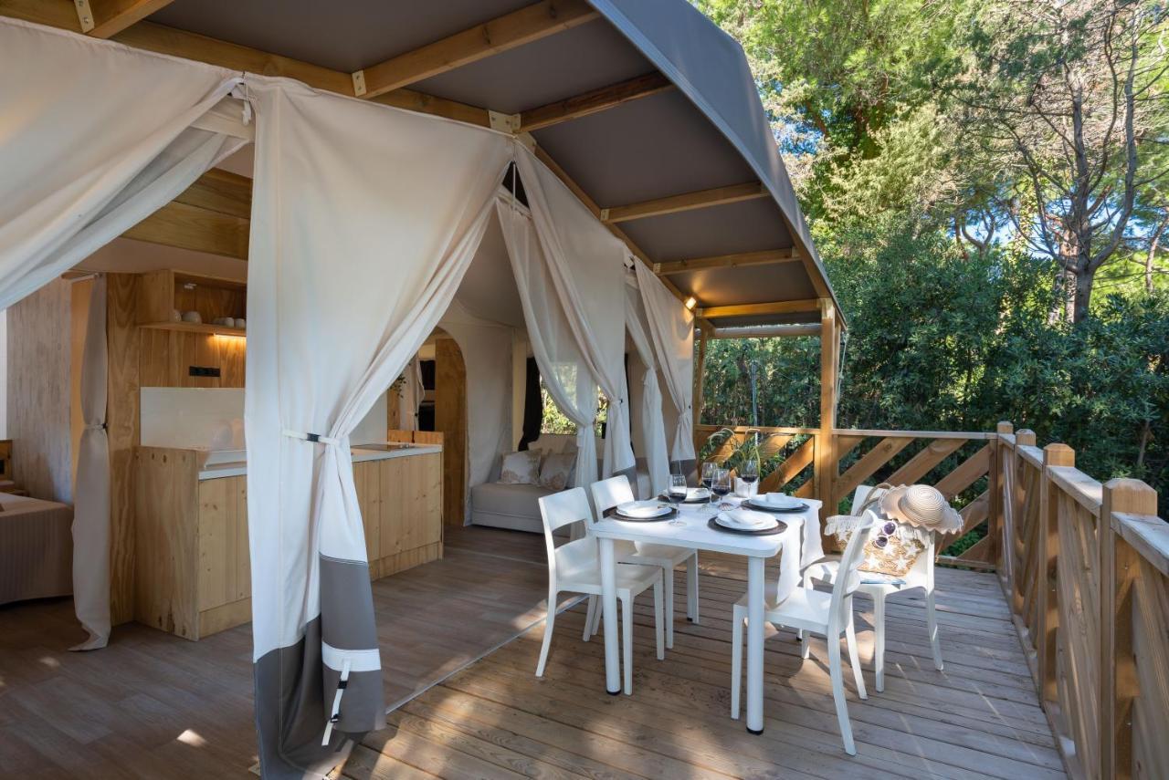 Camping Il Capannino Glamping Village Marina Di Bibbona Exterior photo