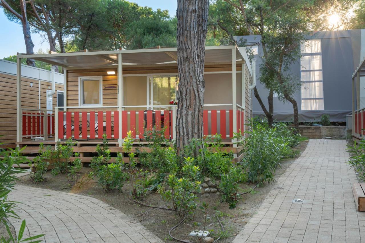 Camping Il Capannino Glamping Village Marina Di Bibbona Exterior photo